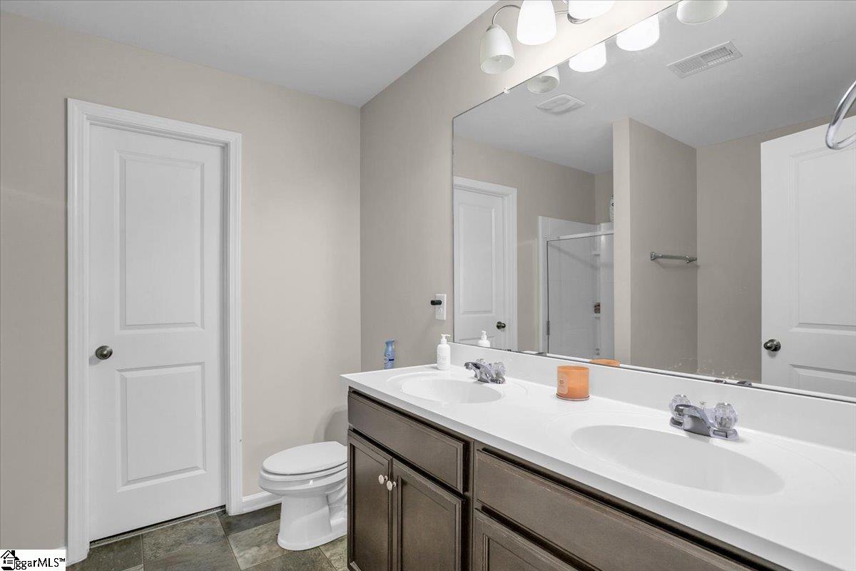 Greer, South Carolina 29651, United States, 4 Bedrooms Bedrooms, ,3 BathroomsBathrooms,Residential,Active,105044