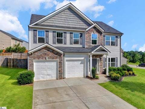 Photo of 411 Jones Peak Drive, Simpsonville, SC 29681 (MLS # 1597076)