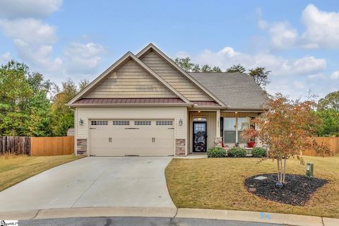Photo of 853 Judah Drive, Moore, SC 29369 (MLS # 1573799)