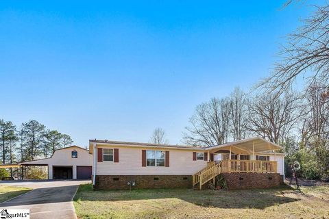 MLS: 1549887
