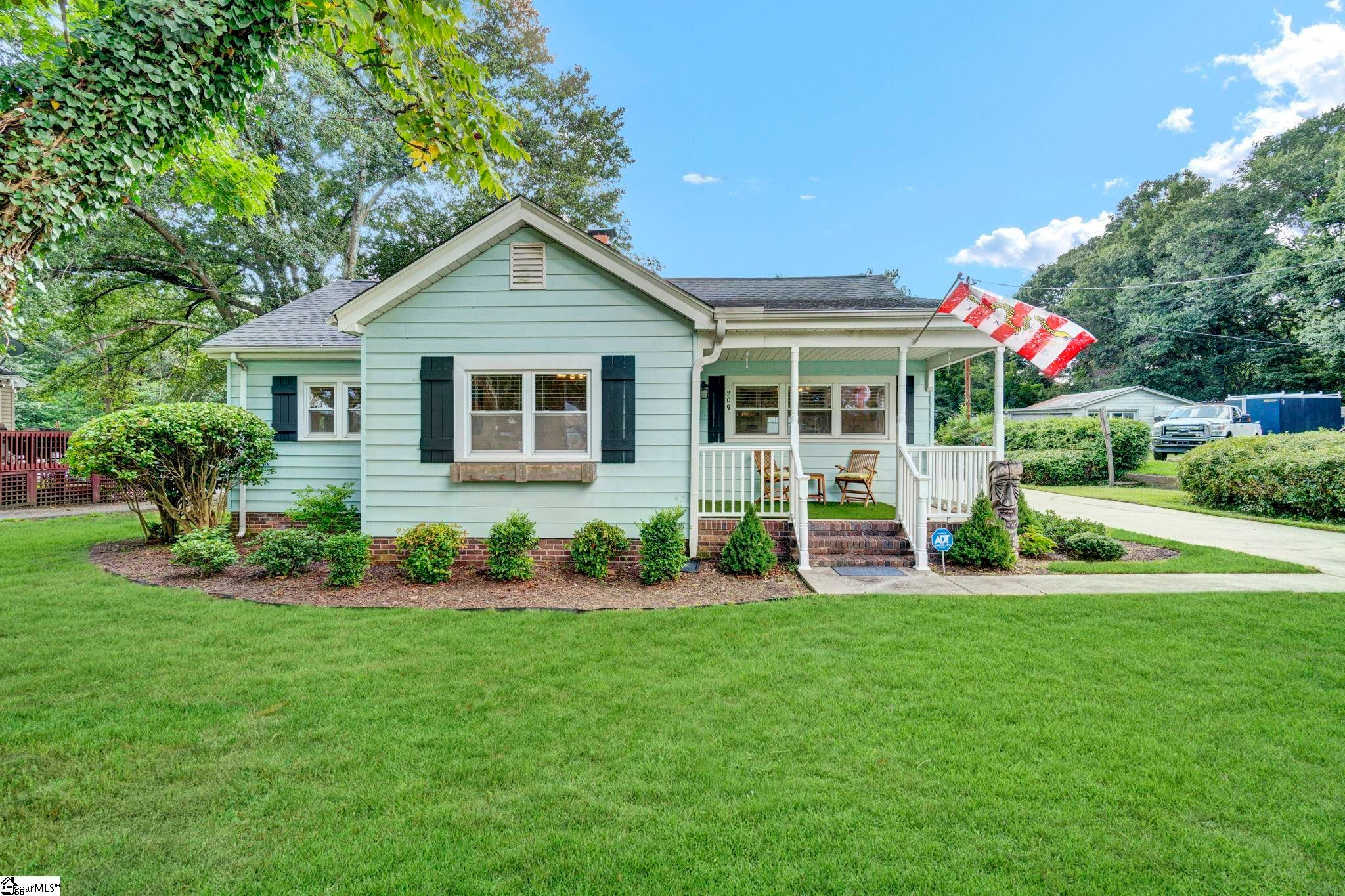 209 Donnan Road