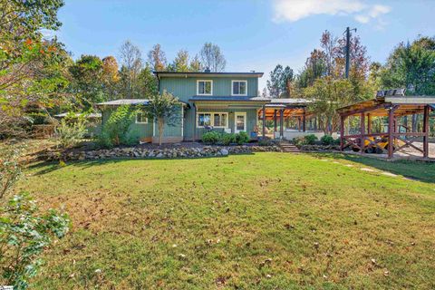 Photo of 390 Sherrill Drive, Blacksburg, SC 29702 (MLS # 1573203) Photo of 390 Sherrill Drive, Blacksburg, SC 29702 (MLS # 1573203)
