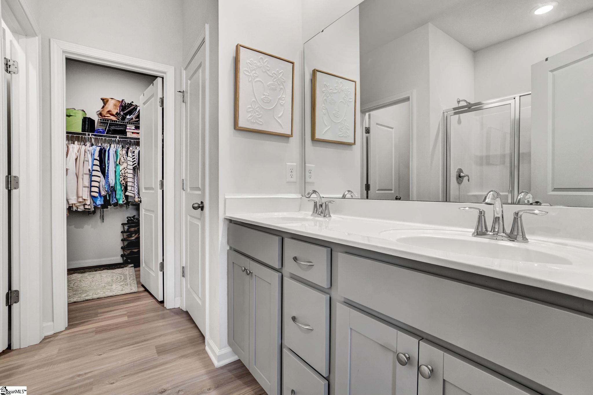 Greer, South Carolina 29651, United States, 3 Bedrooms Bedrooms, ,3 BathroomsBathrooms,Residential,Active,96509