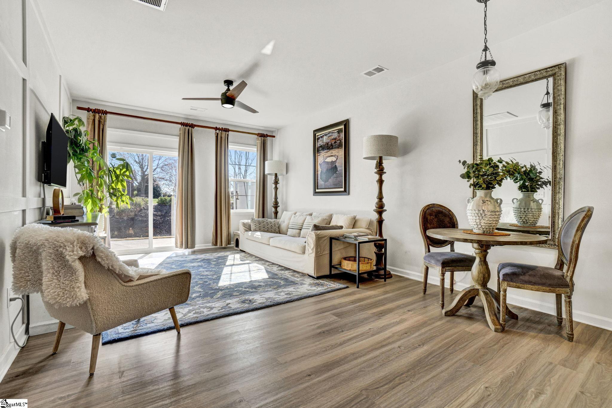 Greer, South Carolina 29651, United States, 3 Bedrooms Bedrooms, ,3 BathroomsBathrooms,Residential,Active,96509