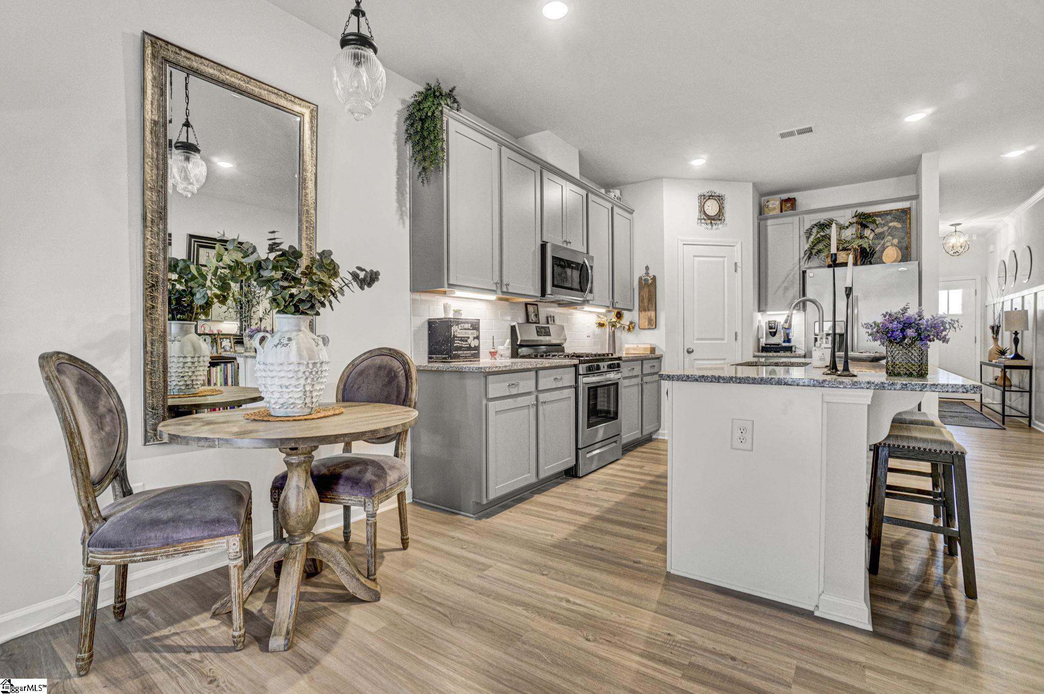 Greer, South Carolina 29651, United States, 3 Bedrooms Bedrooms, ,3 BathroomsBathrooms,Residential,Active,96509