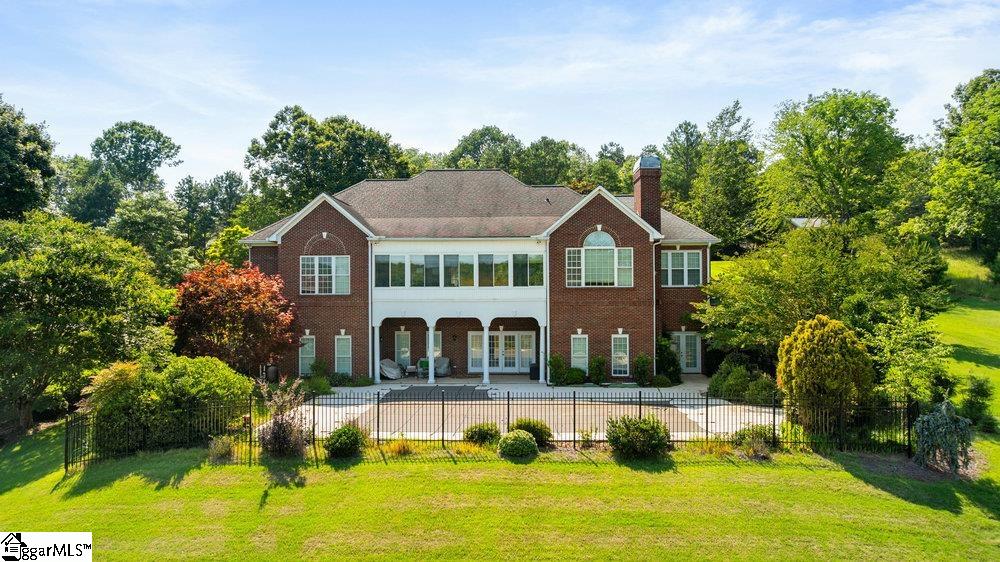 104 E Peninsula Drive