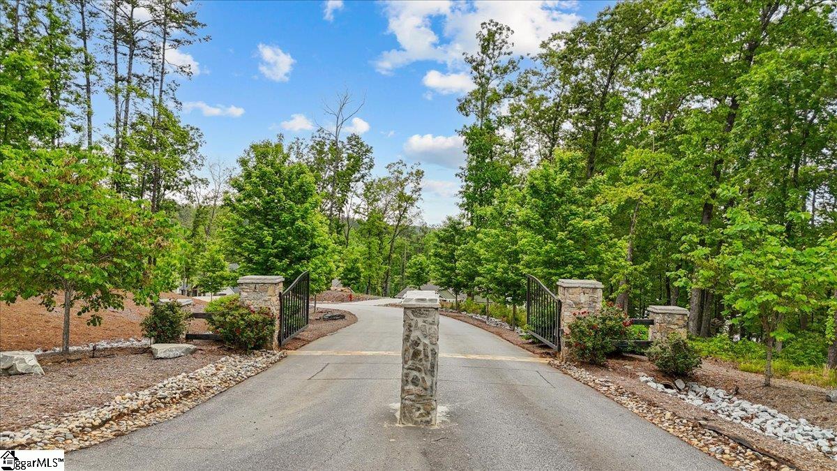 608 Bark Shed Trail