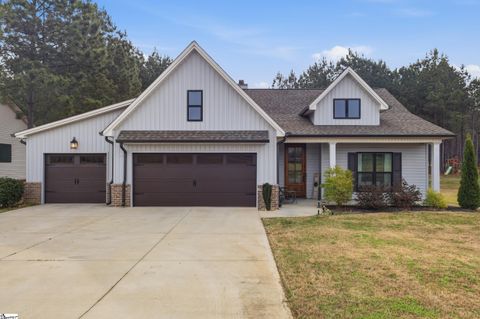 Photo of 127 W Stewart Street, Pelzer, SC 29669 (MLS # 1585544)