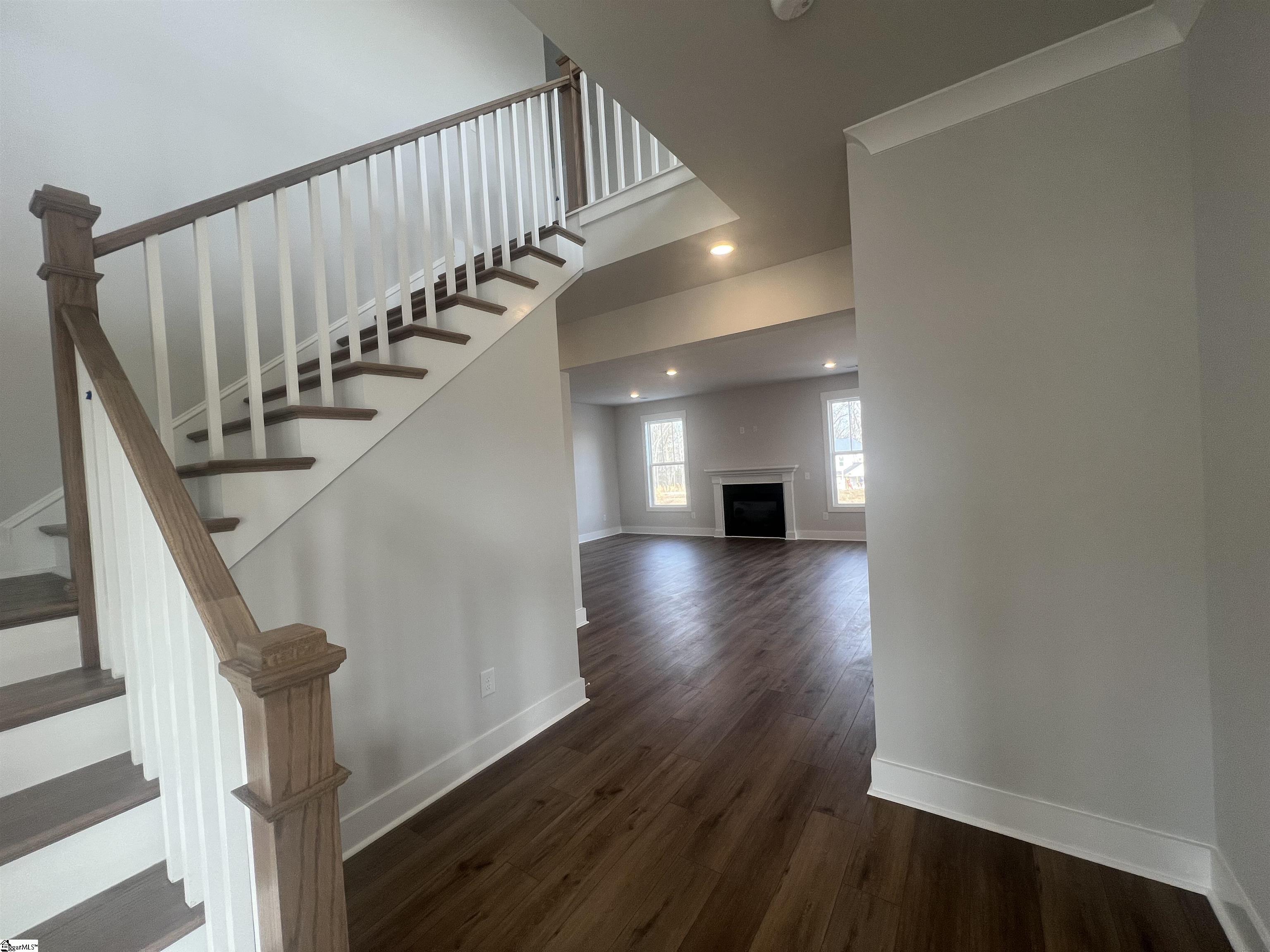 507 Grasshopper Court