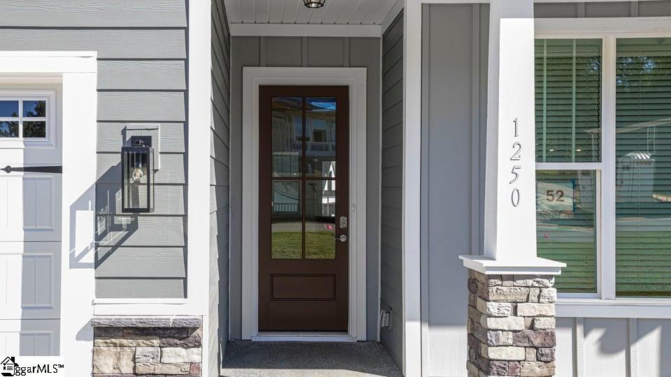 1250 Clearbrook Lane