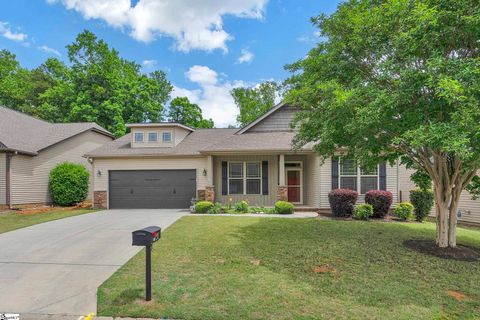 Photo of 236 Applehill Way, Simpsonville, SC 29681 (MLS # 1590305)