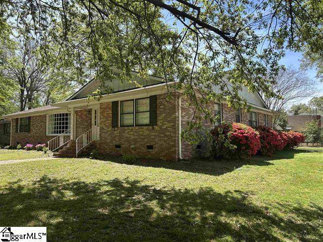 106 Ansel Drive