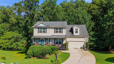 Photo of 212 Dayside Court, Greer, SC 29651 (MLS # 1597447)