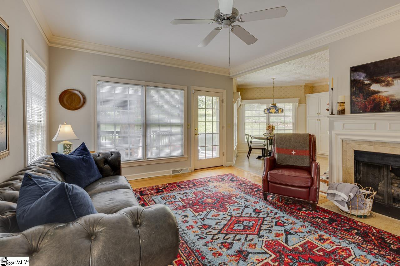 106 Pebble Creek Way