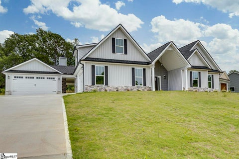 Photo of 110 Hintons Farms Drive, Easley, SC 29640 (MLS # 1601824)