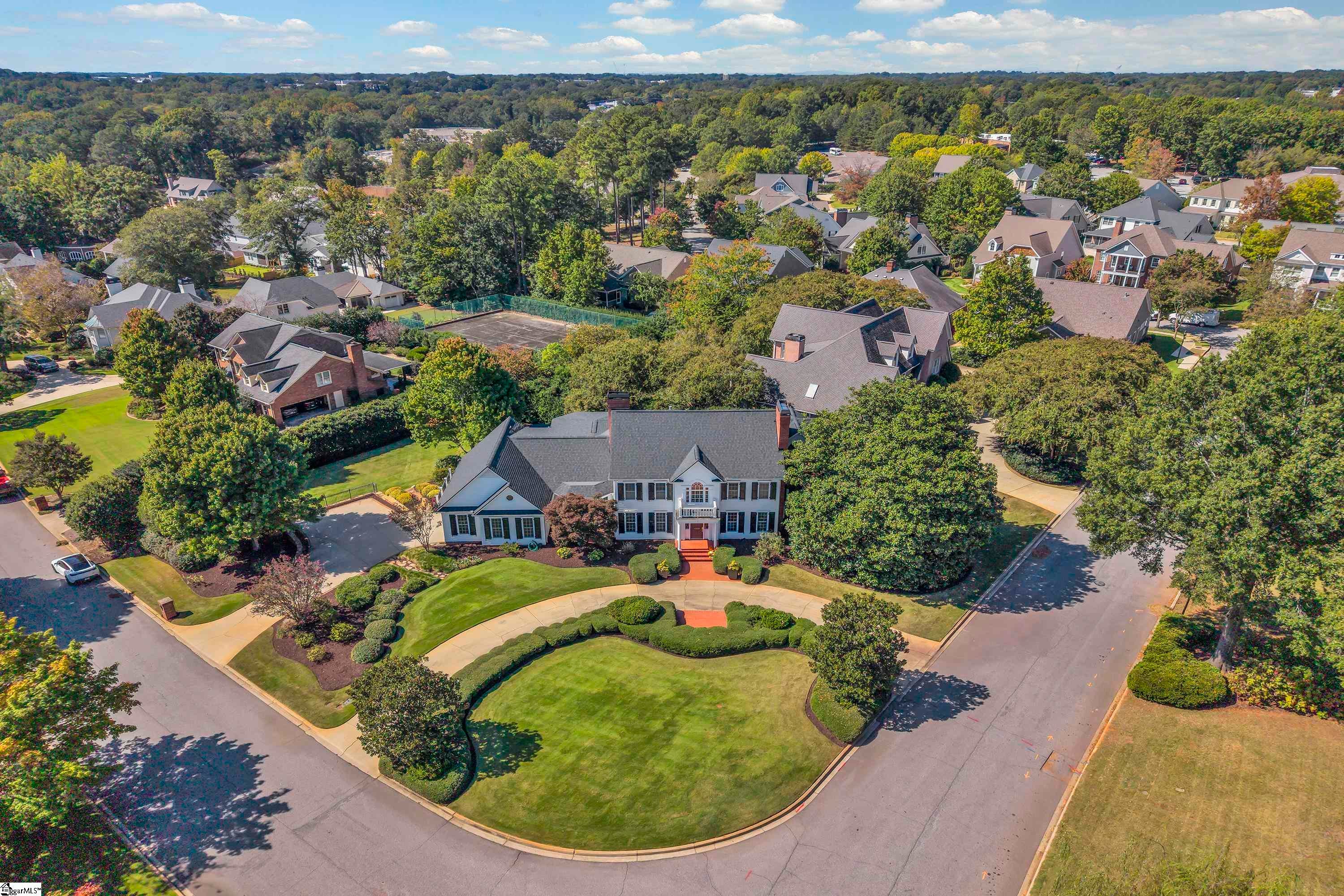 100 Holbrook Trail