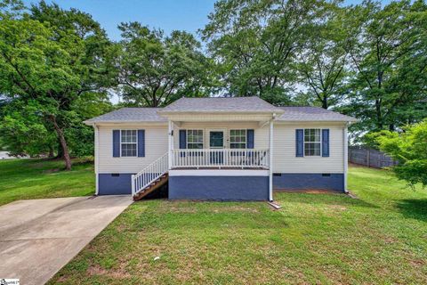 Photo of 6 Norris Avenue, Liberty, SC 29657 (MLS # 1592632)