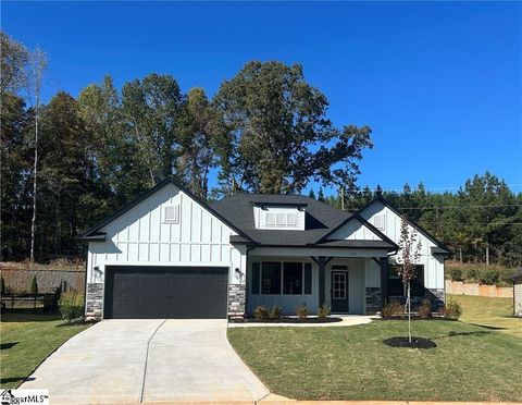 Photo of 108 Shale Drive, Central, SC 29630 (MLS # 1572654)