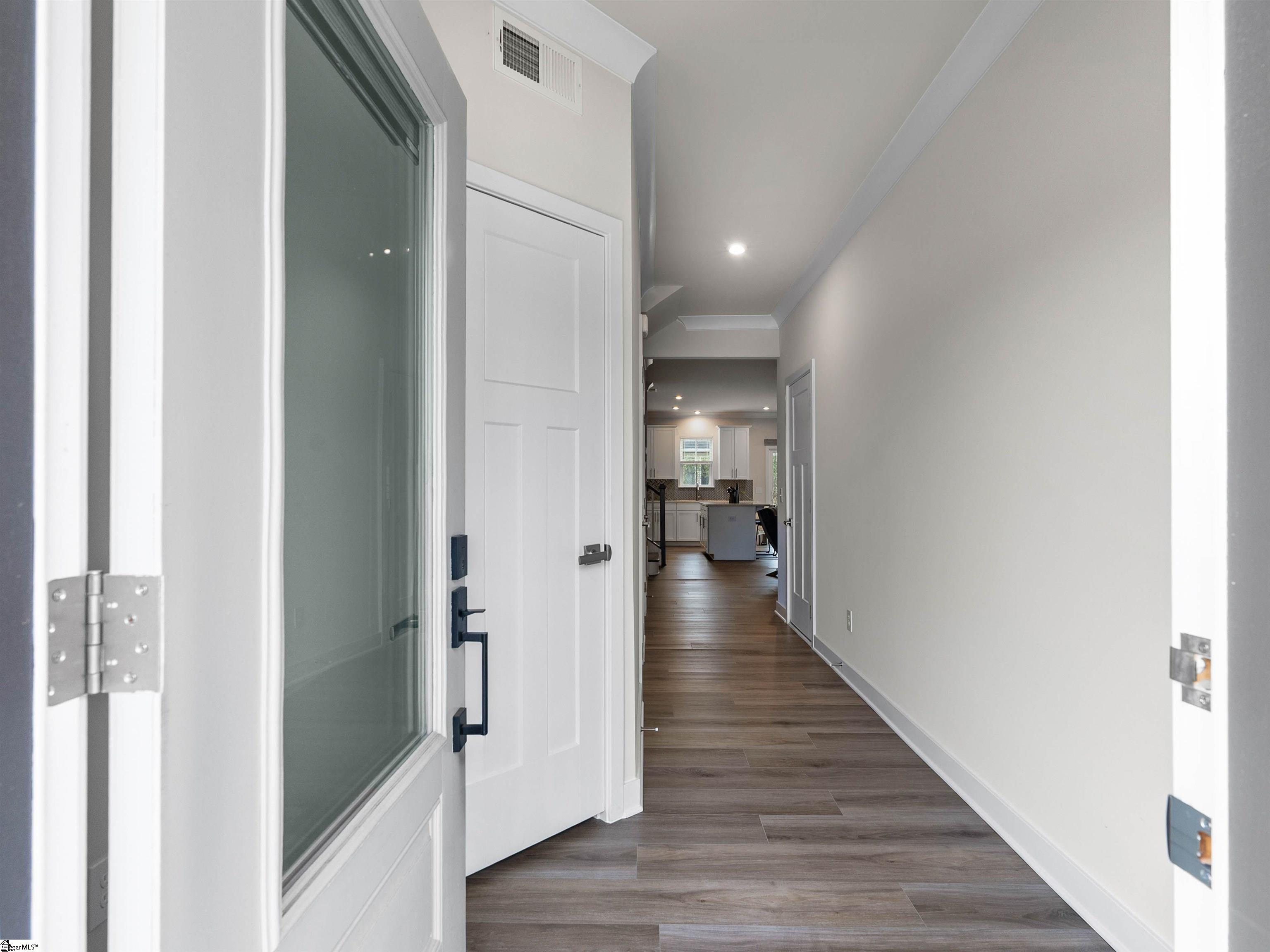 61 Connaught Court
