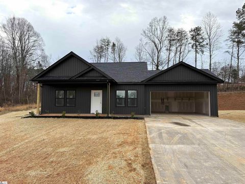 Photo of 825 Campobello Gramling School Road, Campobello, SC 29322 (MLS # 1581106)