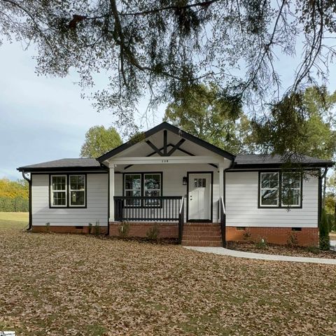 Photo of 138 S Church Ext Street, Duncan, SC 29334 (MLS # 1573198) Photo of 138 S Church Ext Street, Duncan, SC 29334 (MLS # 1573198)