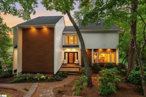 Photo of 8 De Braham Court, Greenville, SC 29605 (MLS # 1591846)