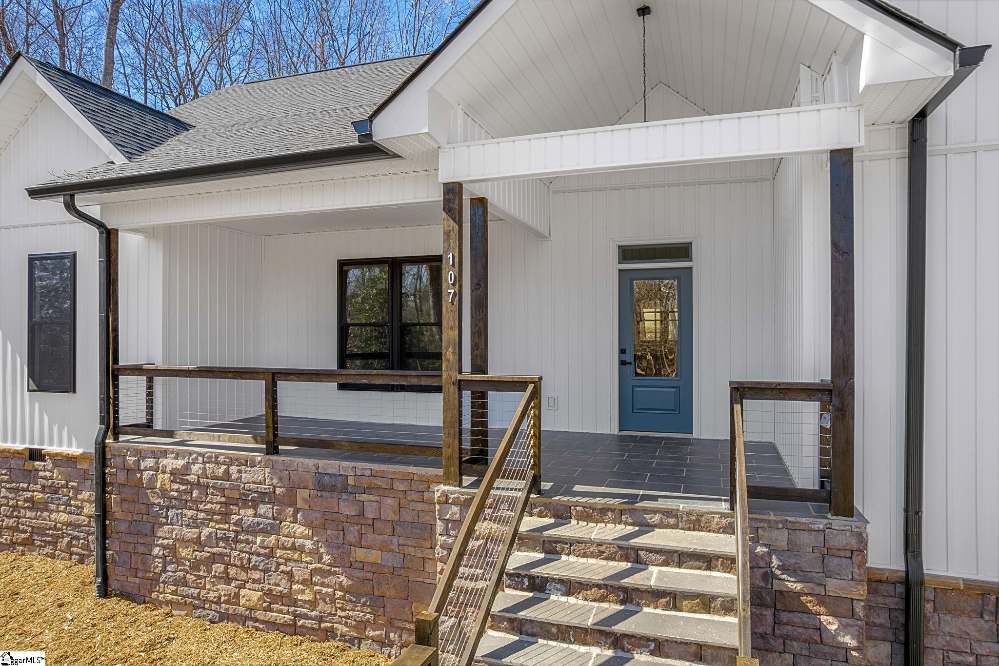 107 Bentwood Lane