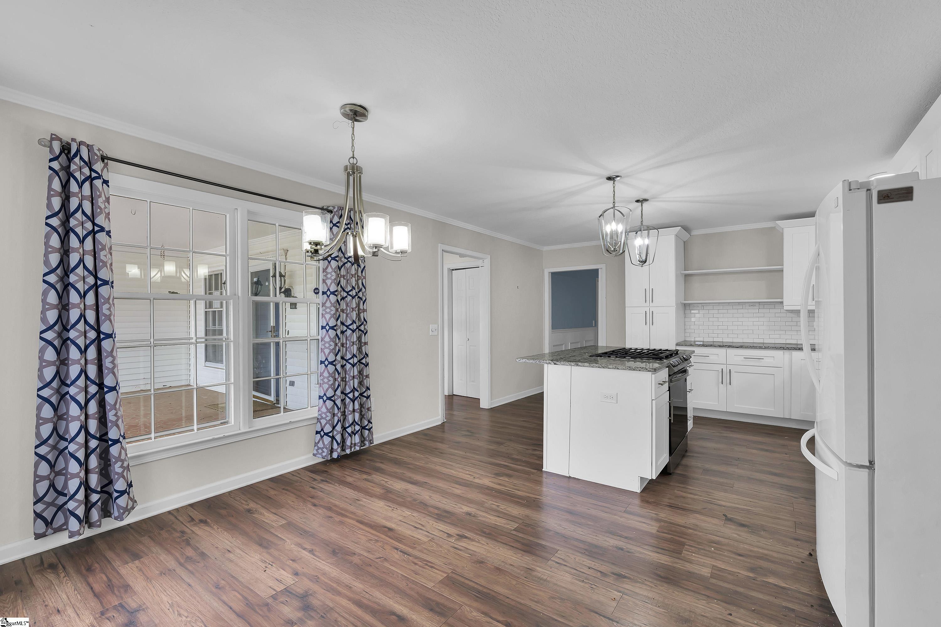 Greenville, South Carolina 29615, United States, 5 Bedrooms Bedrooms, ,4 BathroomsBathrooms,Residential,Active,244760