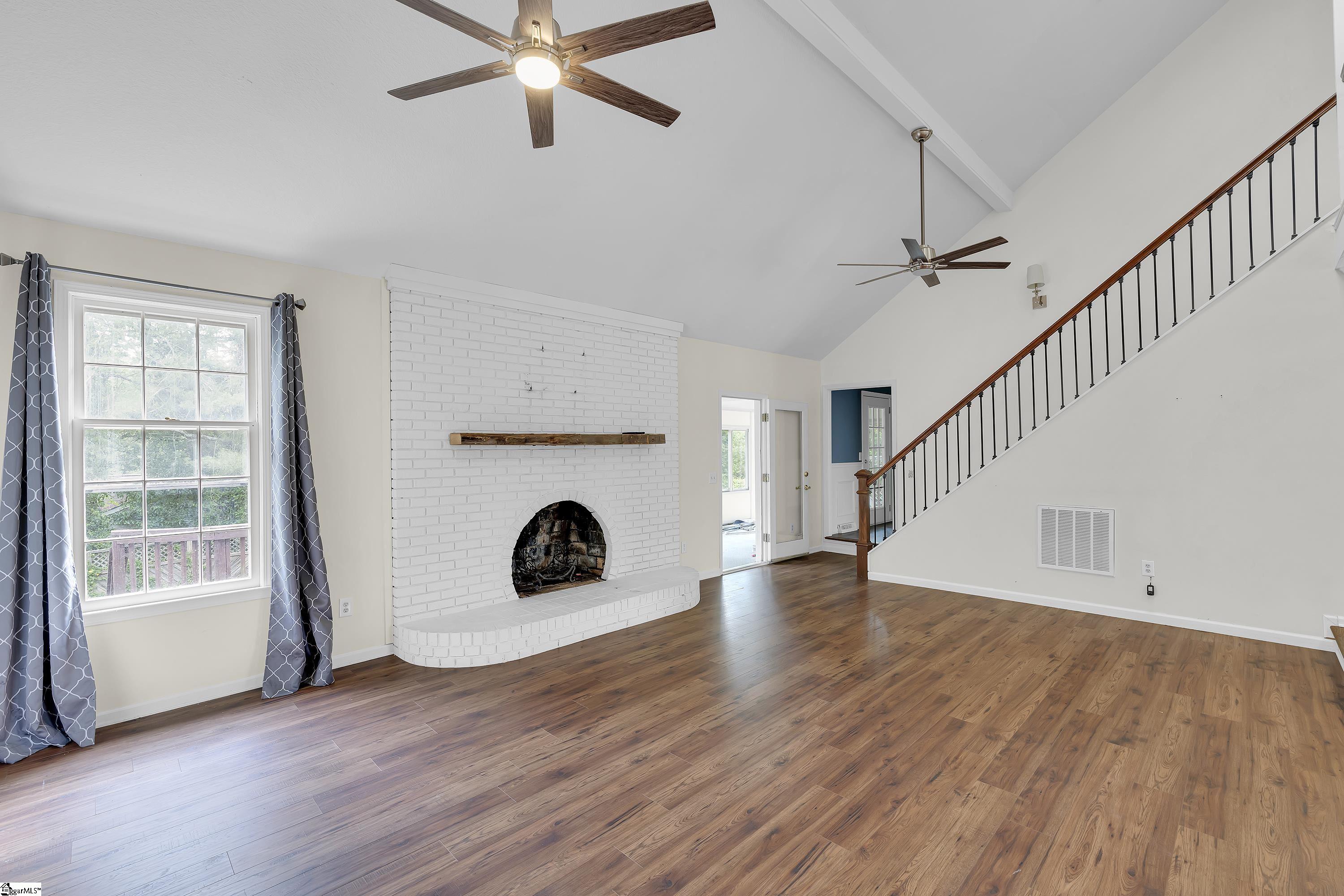 Greenville, South Carolina 29615, United States, 5 Bedrooms Bedrooms, ,4 BathroomsBathrooms,Residential,Active,244760