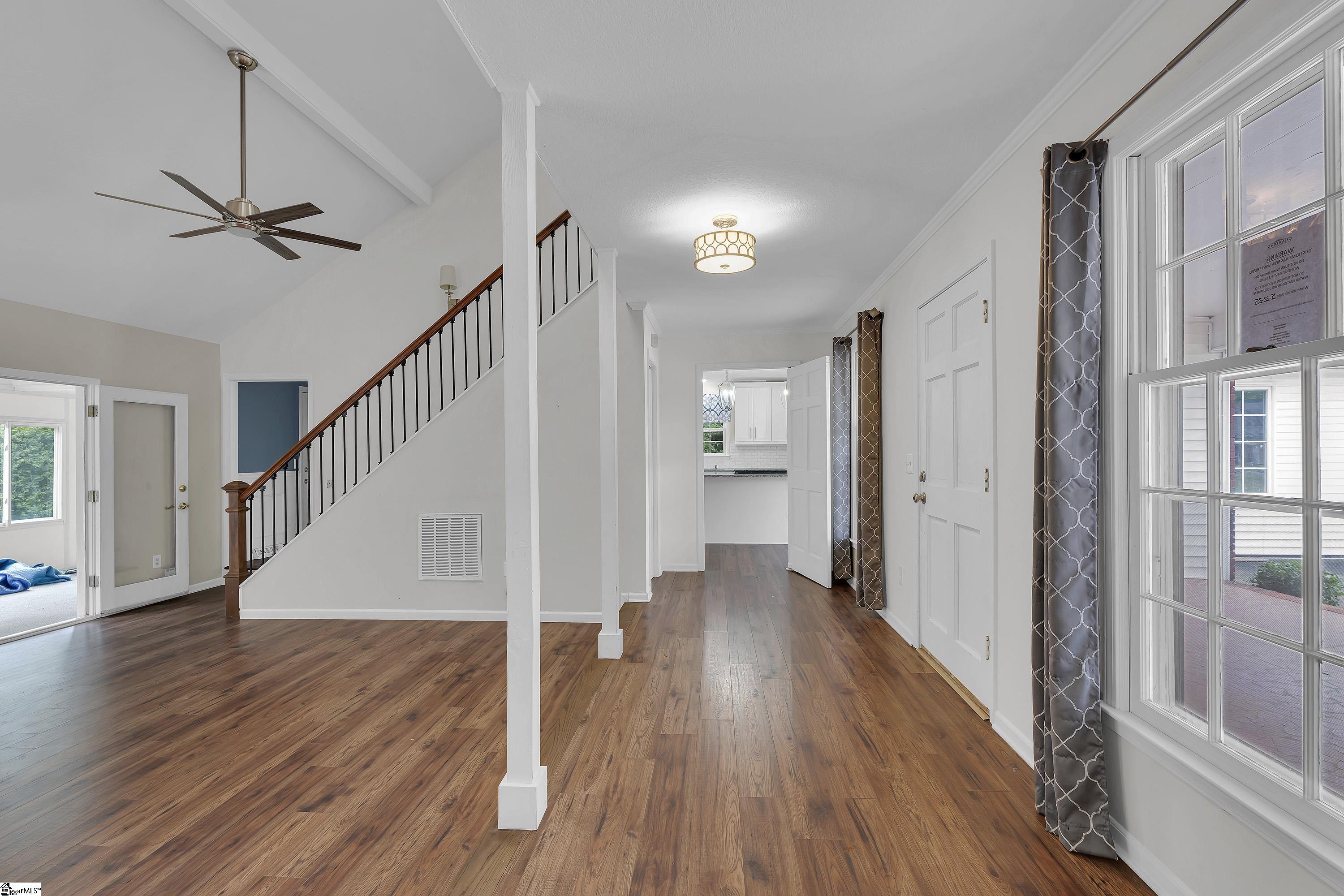 Greenville, South Carolina 29615, United States, 5 Bedrooms Bedrooms, ,4 BathroomsBathrooms,Residential,Active,244760