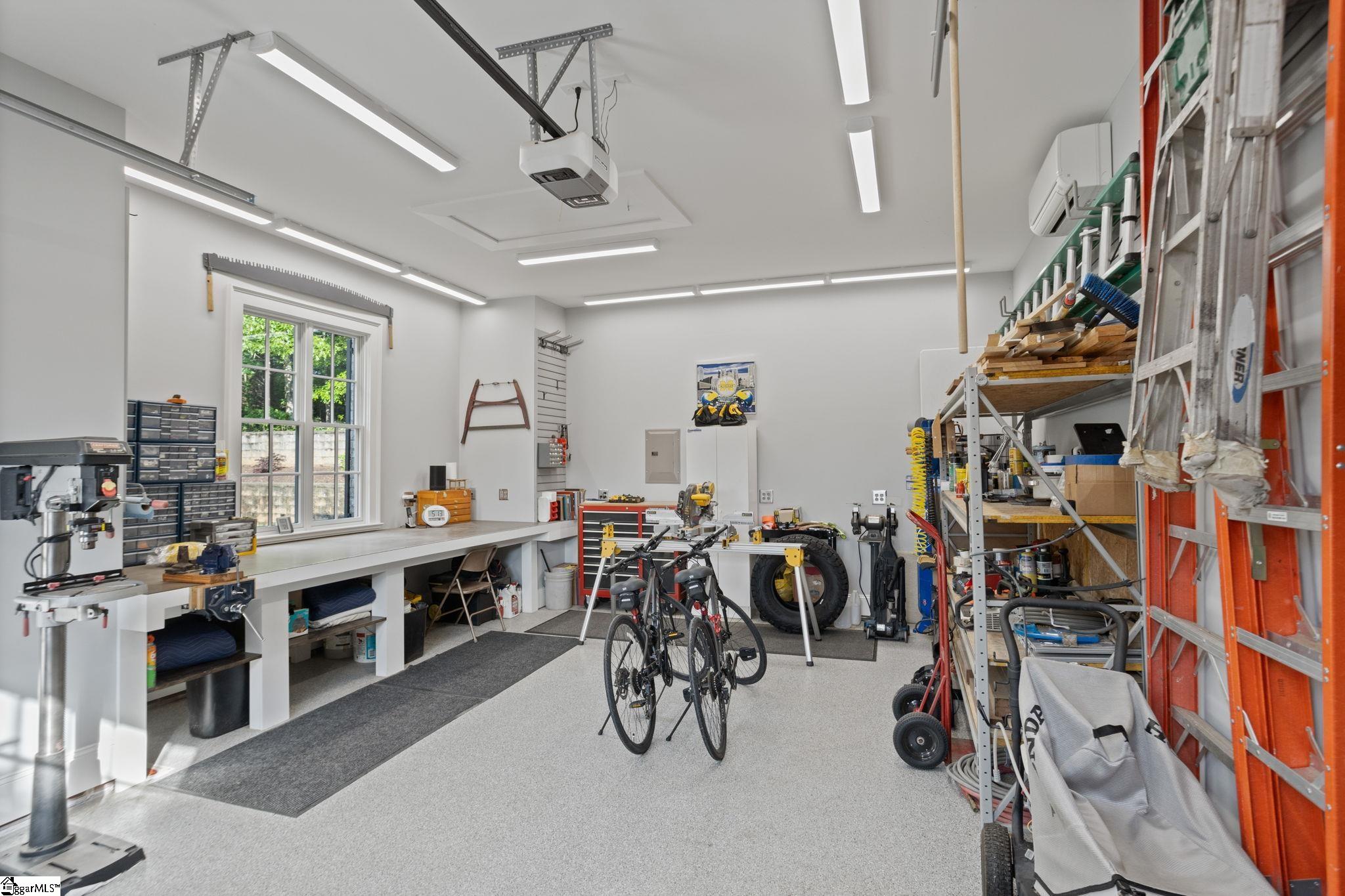 Greenville, South Carolina 29617, United States, 4 Bedrooms Bedrooms, ,5 BathroomsBathrooms,Residential,Active,146710