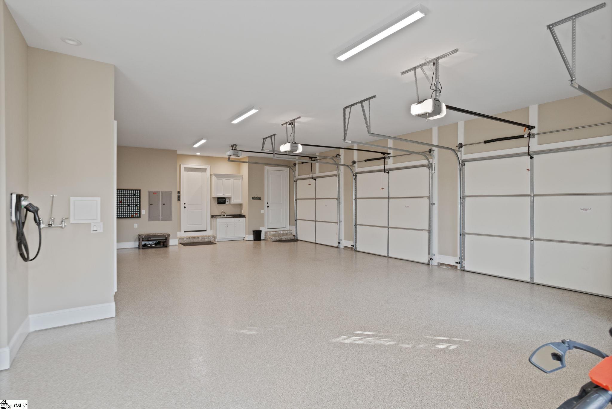 Greenville, South Carolina 29617, United States, 4 Bedrooms Bedrooms, ,5 BathroomsBathrooms,Residential,Active,146710