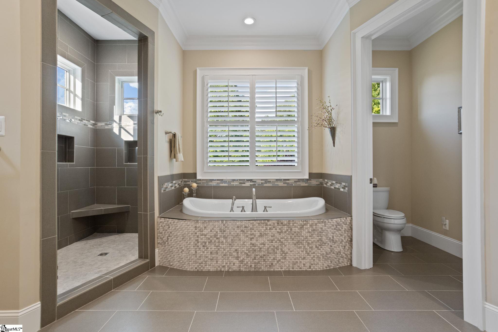 Greenville, South Carolina 29617, United States, 4 Bedrooms Bedrooms, ,5 BathroomsBathrooms,Residential,Active,146710