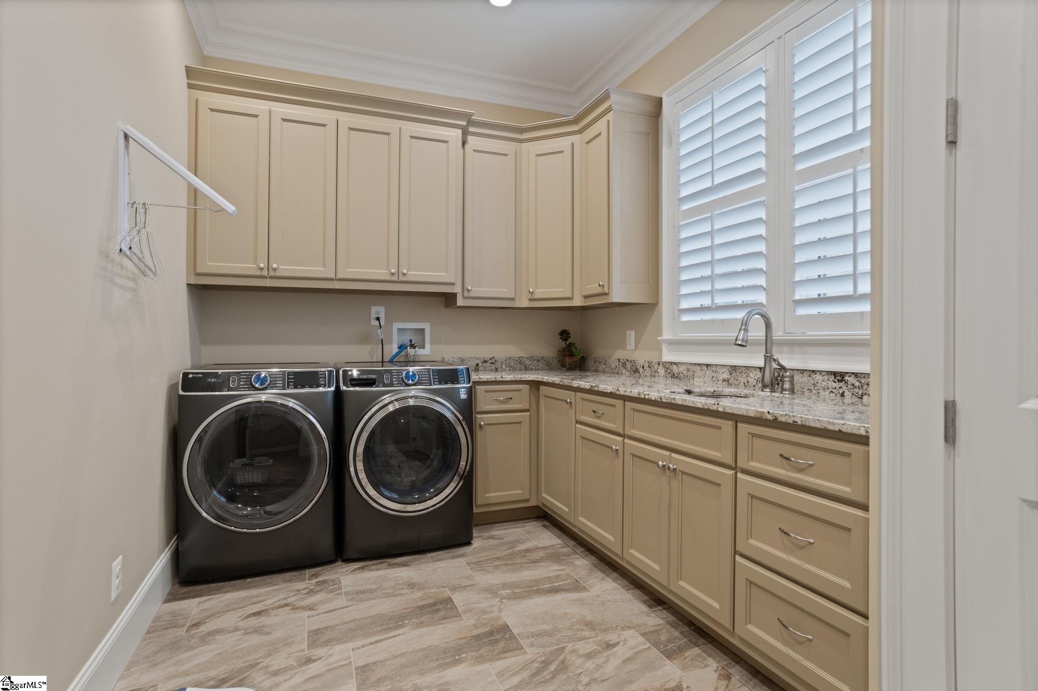 Greenville, South Carolina 29617, United States, 4 Bedrooms Bedrooms, ,5 BathroomsBathrooms,Residential,Active,146710