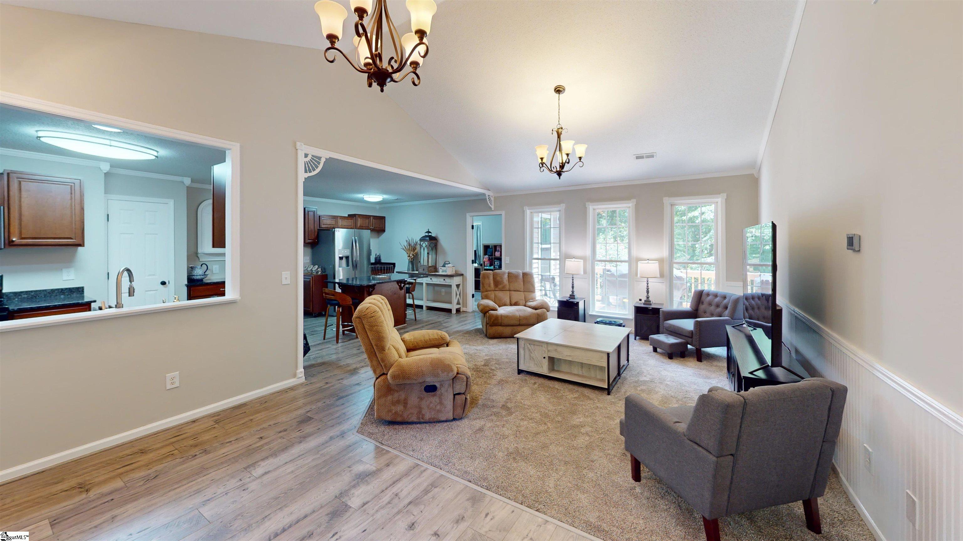 284 Huntington Drive