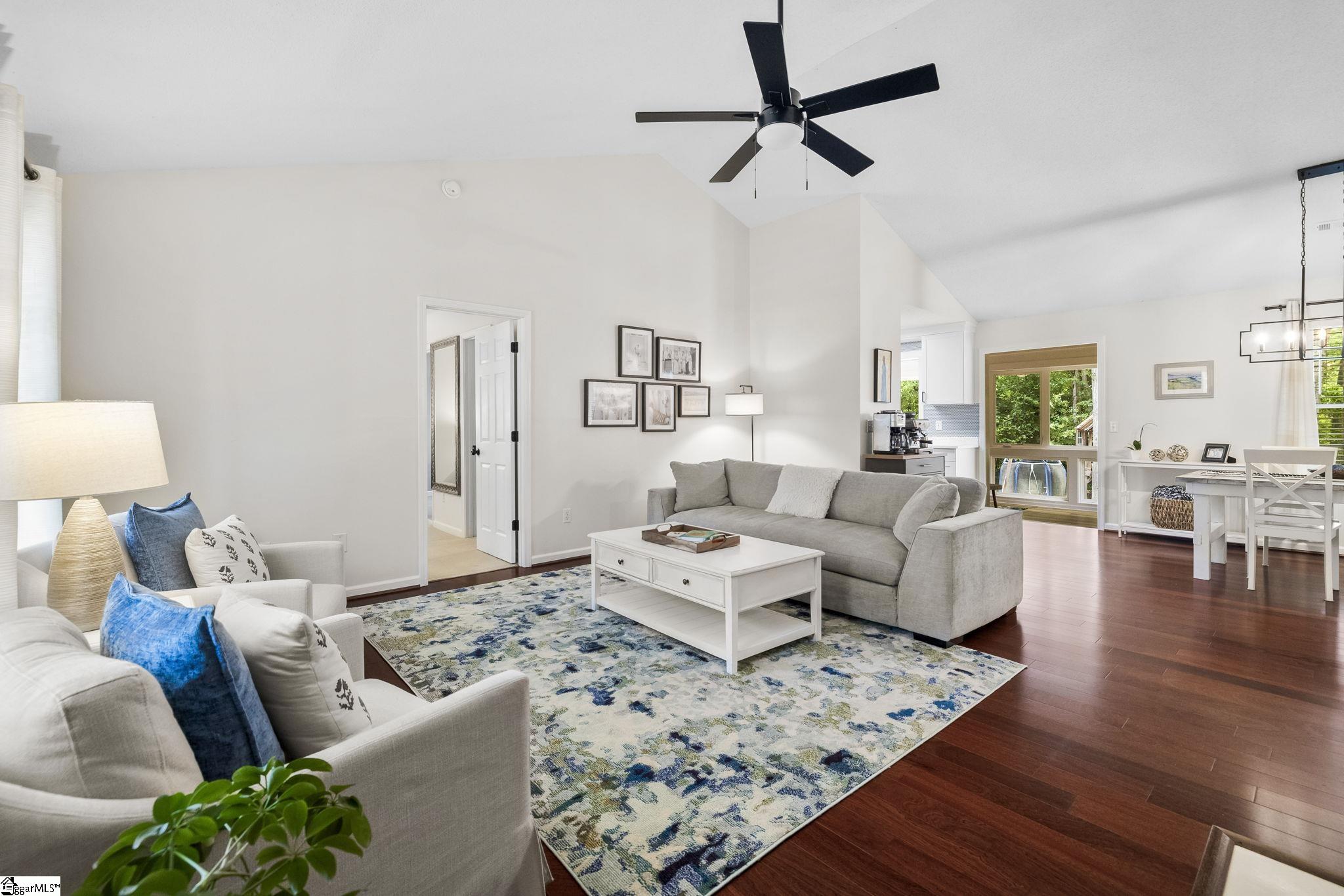 113 Roslyn Drive