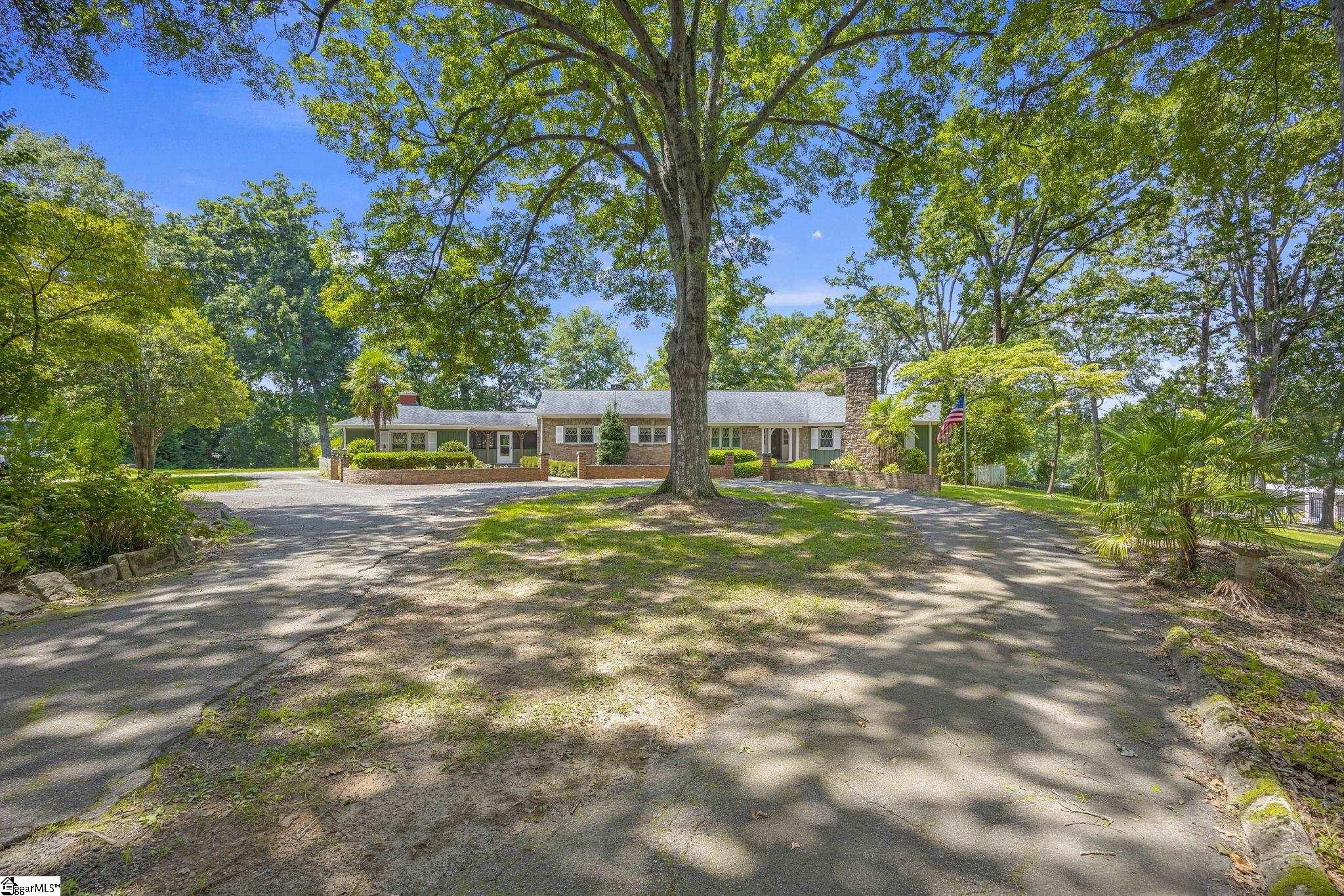 111 Mountain View Drive