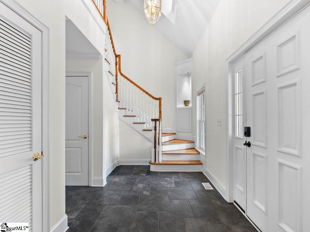 158 Lake Bowen Drive