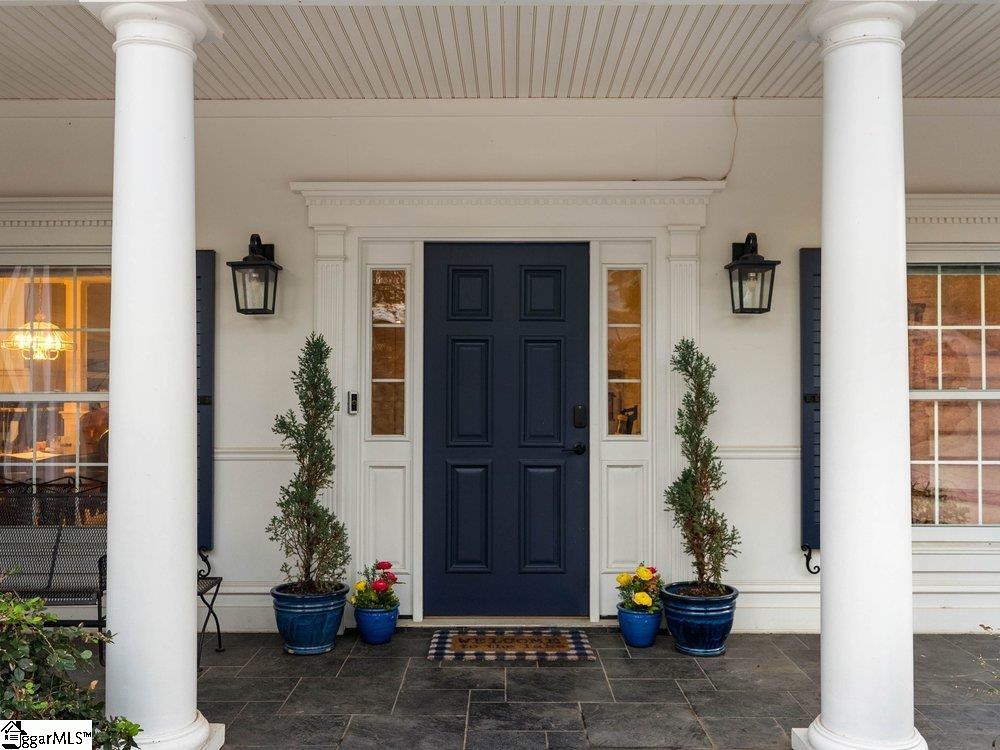 158 Lake Bowen Drive