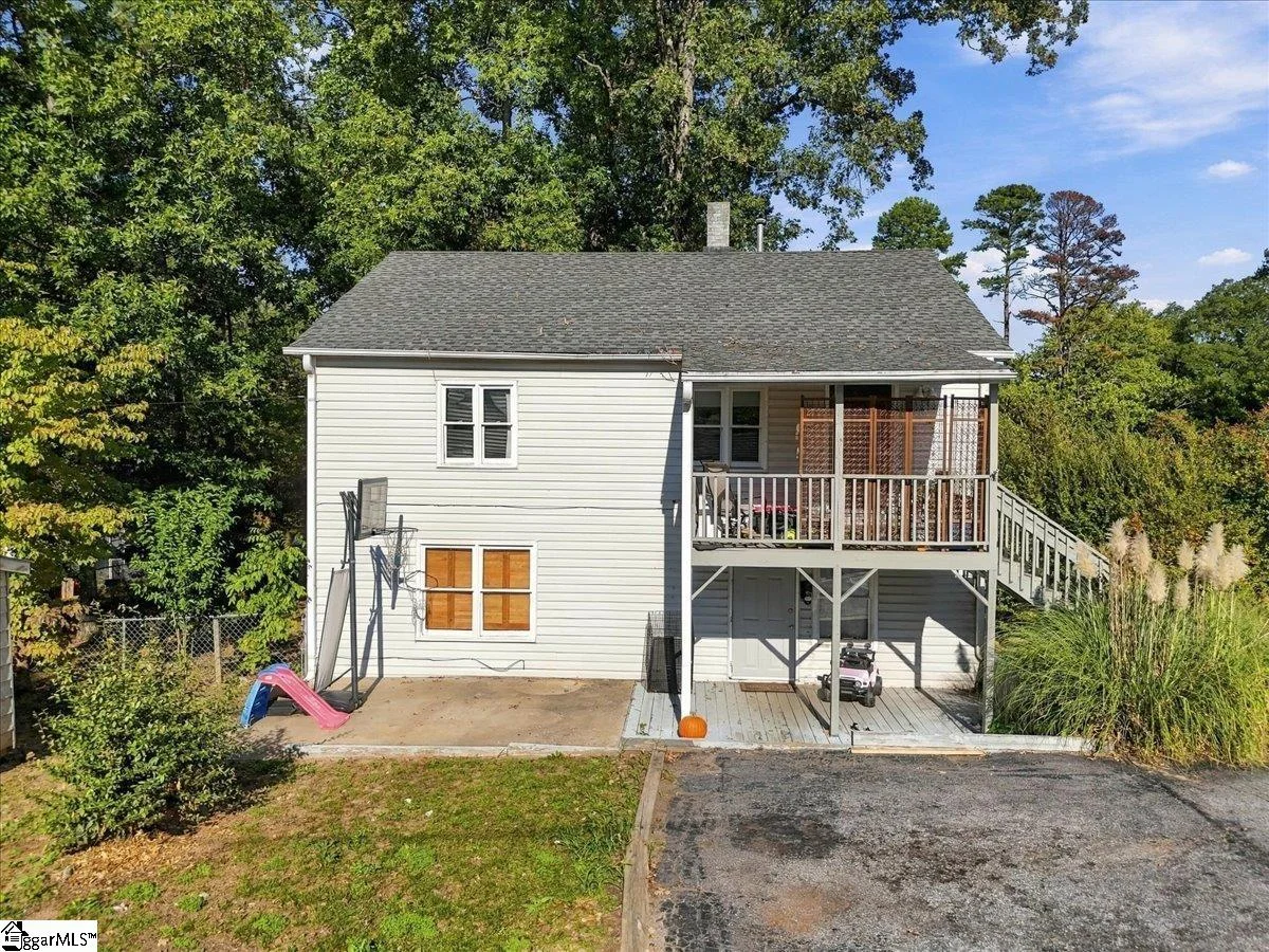 1676 Old Charlotte Road