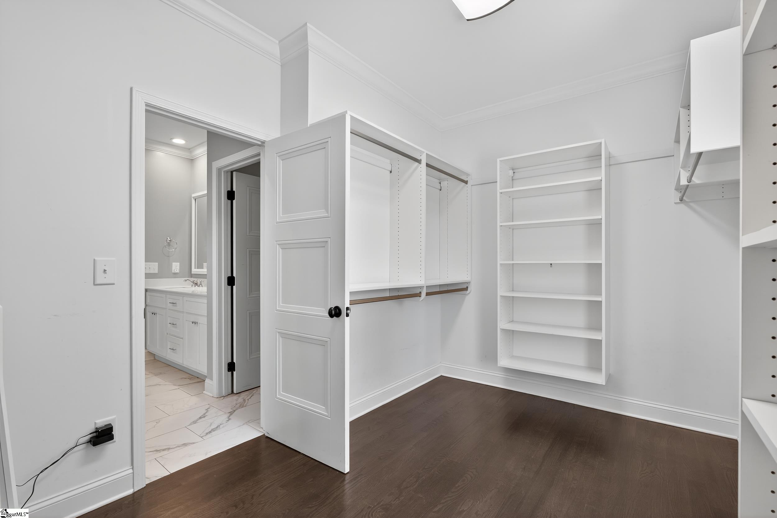 West Union, South Carolina 29696, United States, 4 Bedrooms Bedrooms, ,5 BathroomsBathrooms,Residential,Active,215824