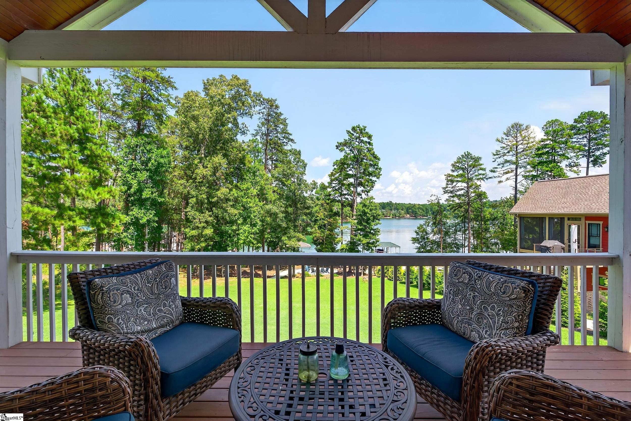 West Union, South Carolina 29696, United States, 4 Bedrooms Bedrooms, ,5 BathroomsBathrooms,Residential,Active,215824