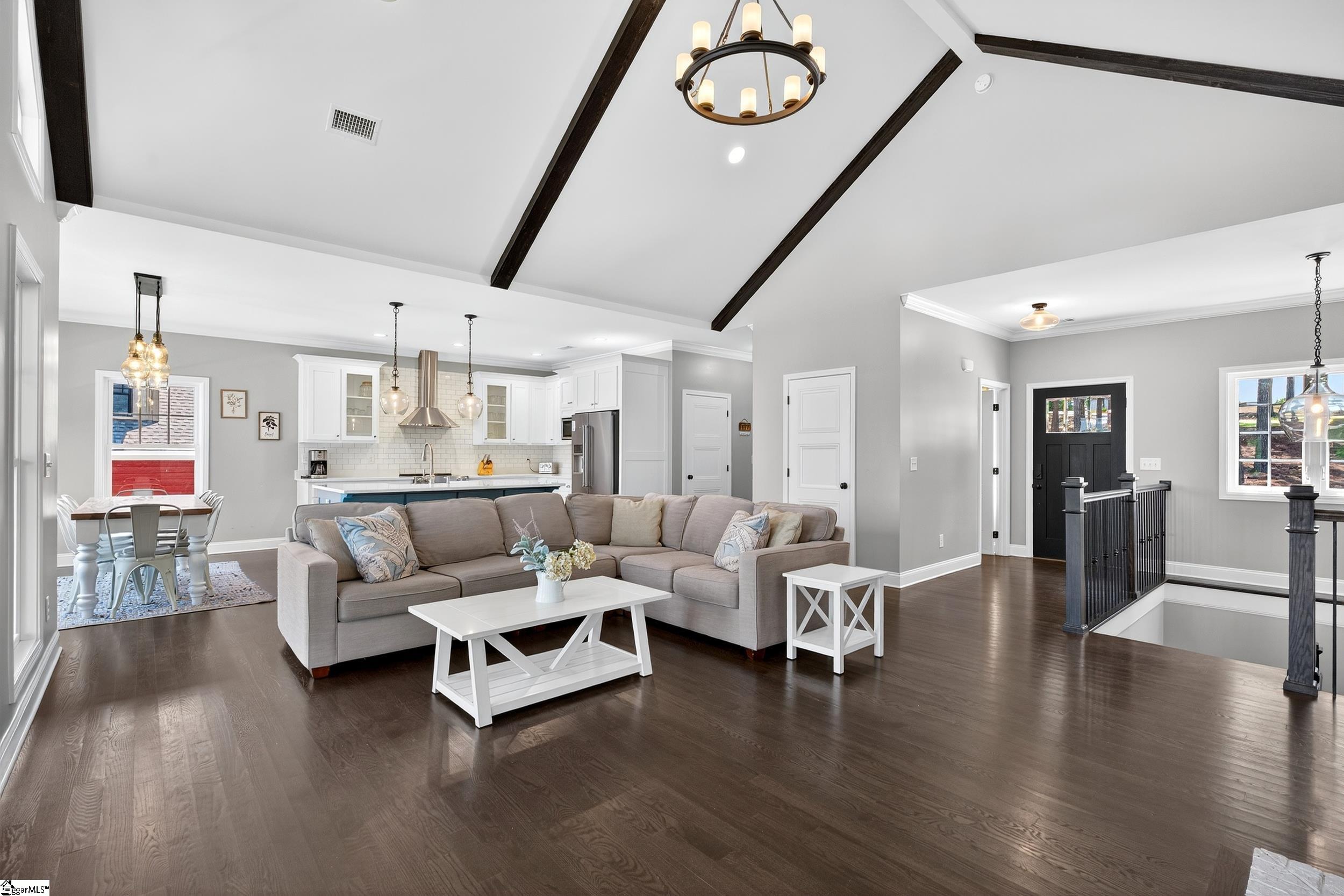 West Union, South Carolina 29696, United States, 4 Bedrooms Bedrooms, ,5 BathroomsBathrooms,Residential,Active,215824