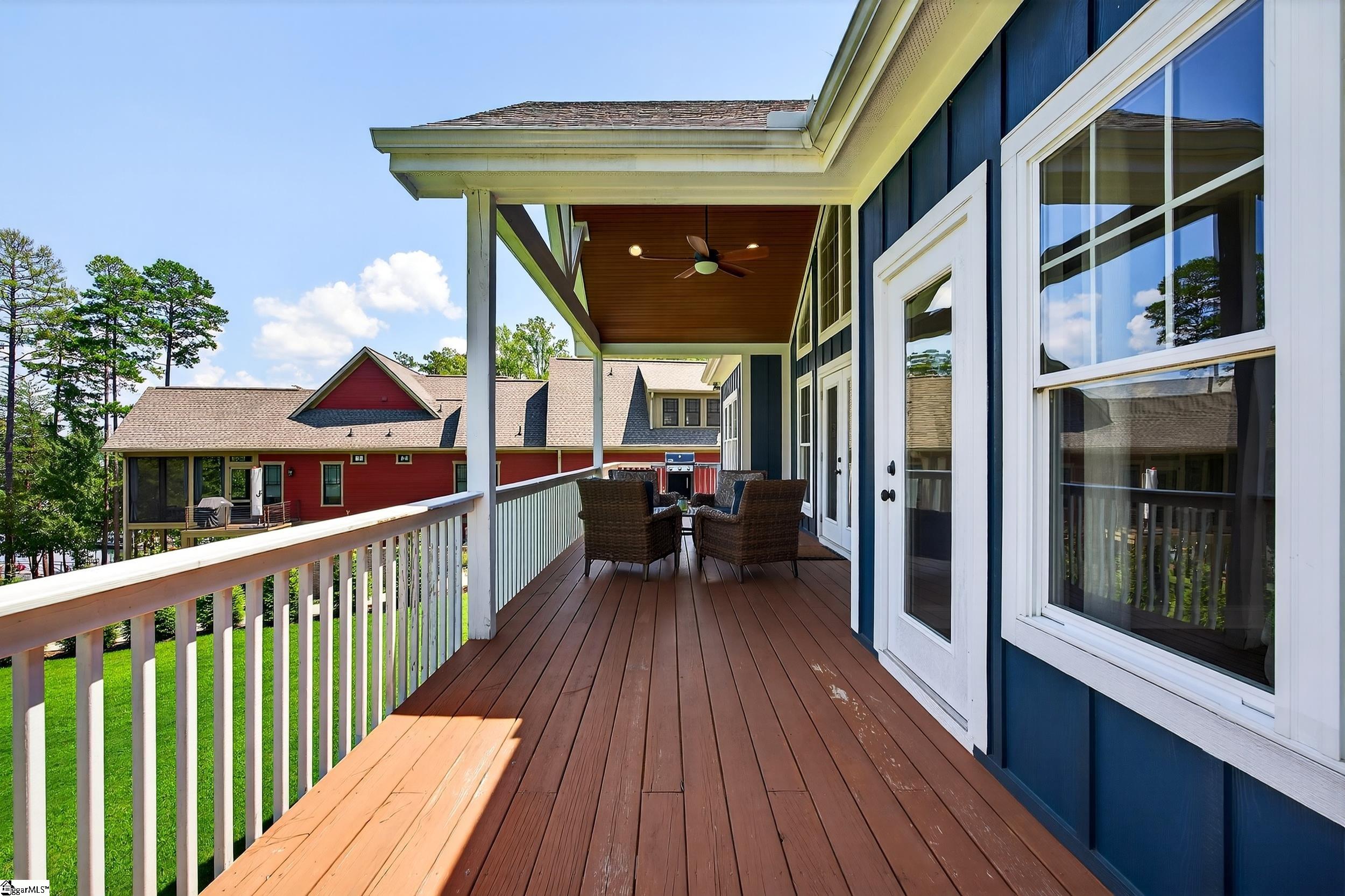 West Union, South Carolina 29696, United States, 4 Bedrooms Bedrooms, ,5 BathroomsBathrooms,Residential,Active,215824