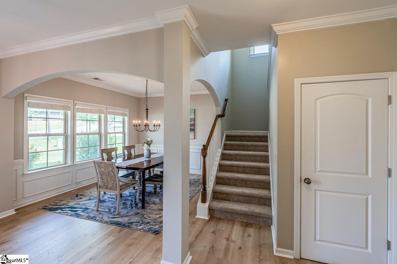 352 Avendell Drive