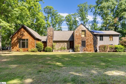 Photo of 354 Tranquil Drive, Laurens, SC 29360 (MLS # 1592551)