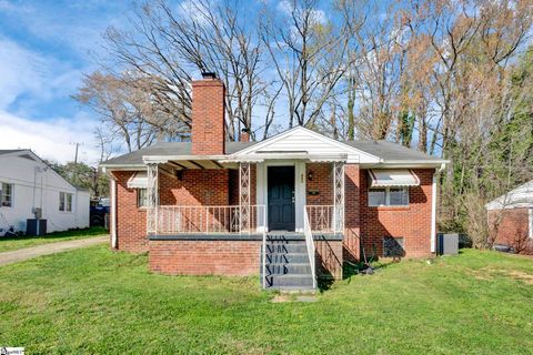 Photo of 603 Tindal Road, Greenville, SC 29617 (MLS # 1585854)