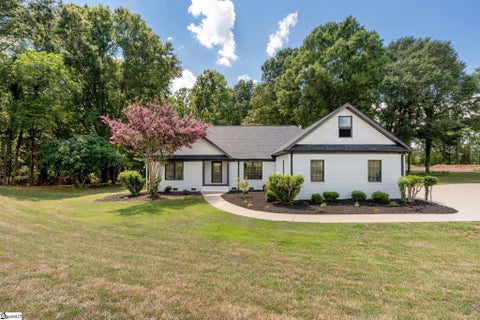 Photo of 650 Lightwood Knot Road, Woodruff, SC 29388 (MLS # 1598167)