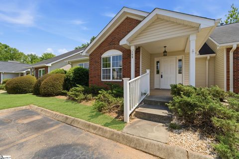 Photo of 109 Woodglen Drive, Simpsonville, SC 29681 (MLS # 1589578)