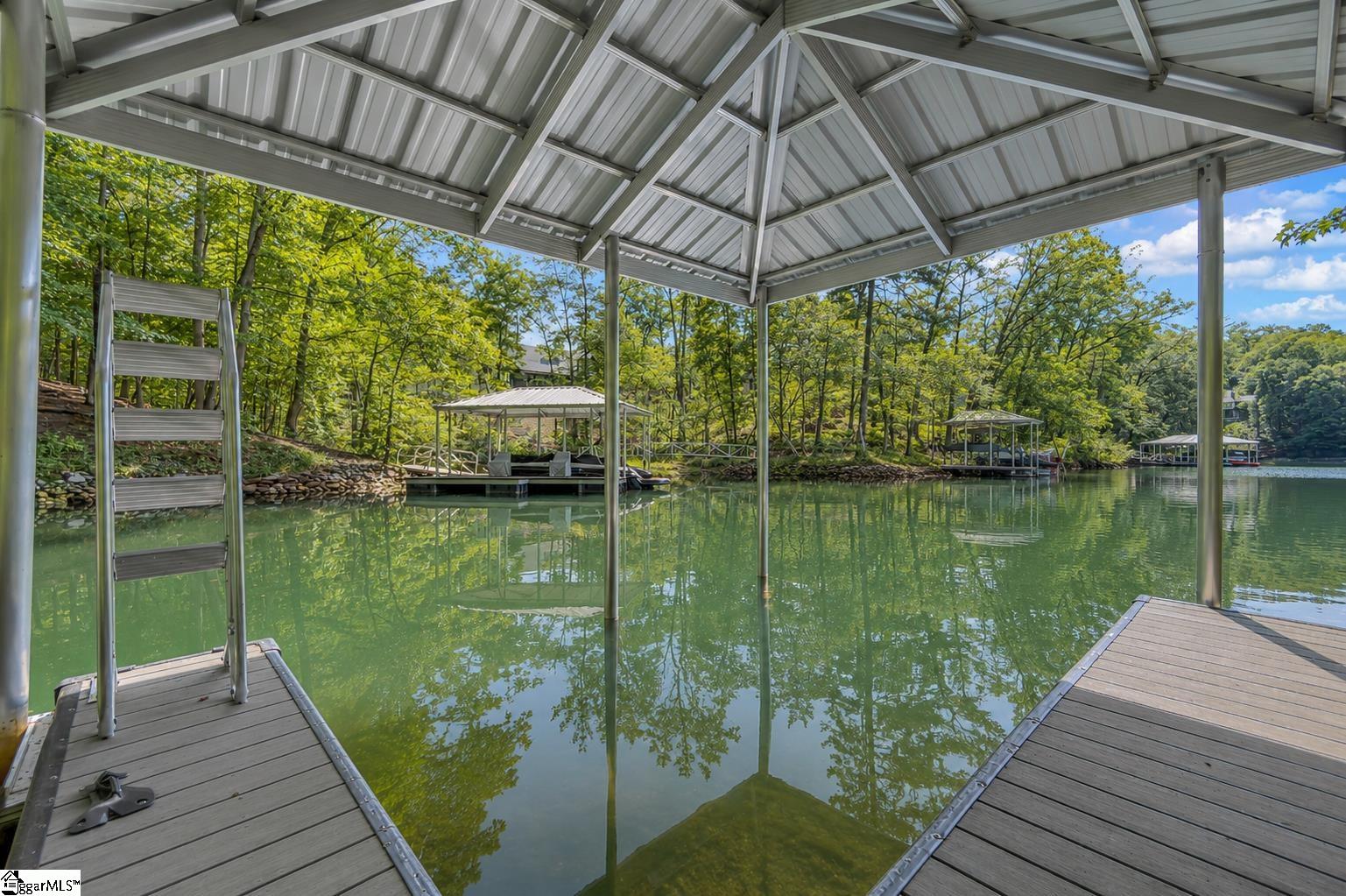 107 Blackfox Way